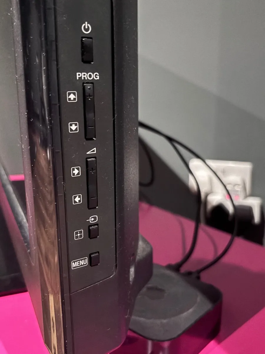 Sony Bravia TV 32''  KDL-32s5650 - Image 2