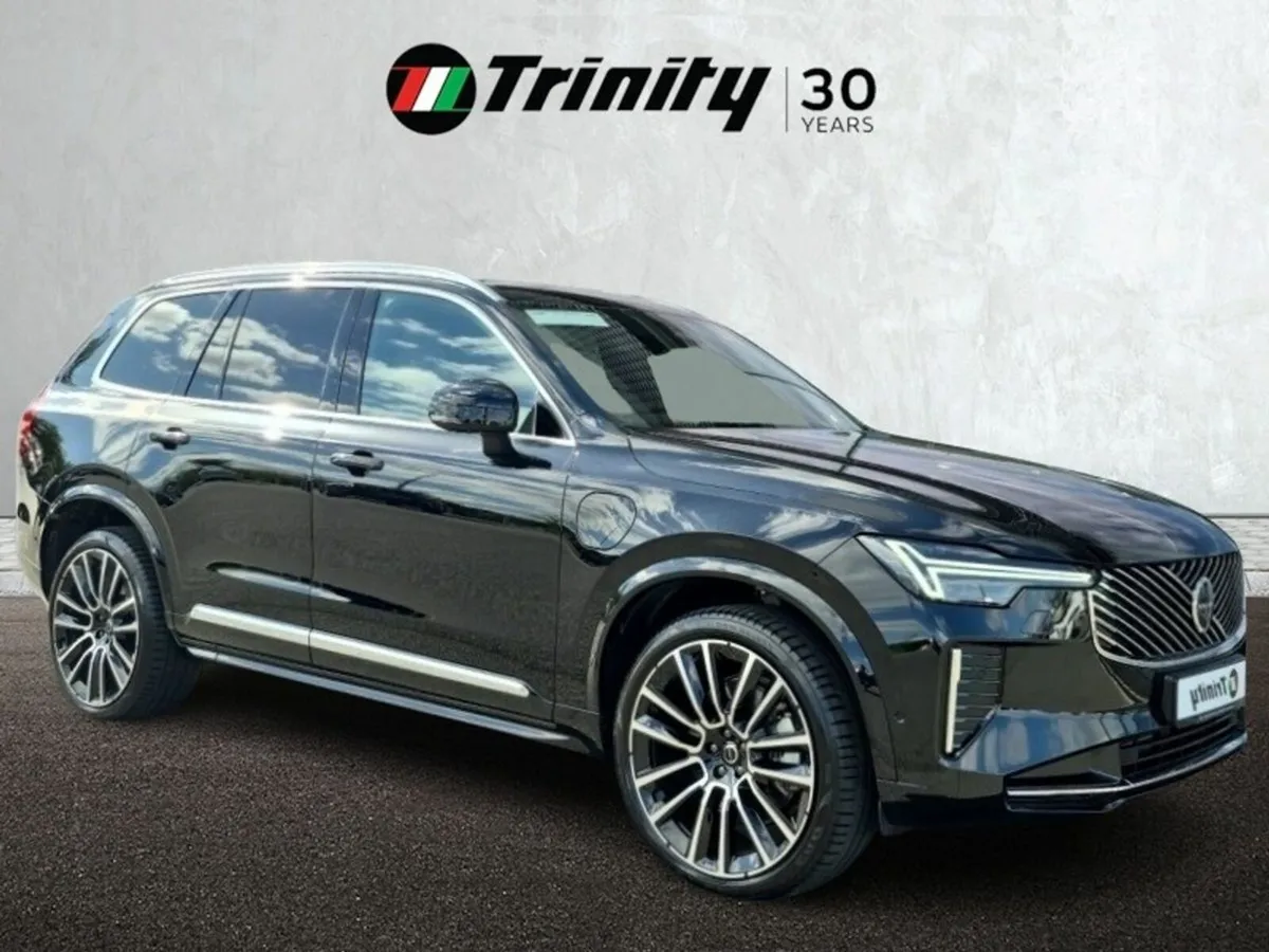 Volvo XC90 ** ULTRA  BRIGHT **  HUGE SPEC ** TRINI - Image 1