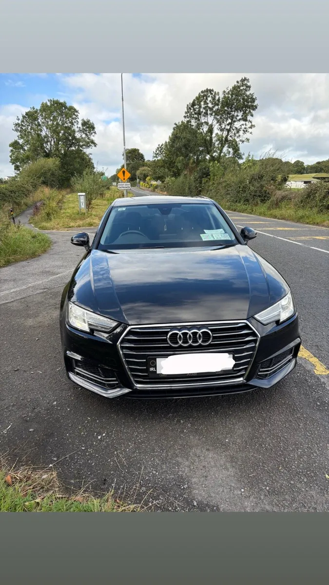 Audi A4 2019 Automatic - Image 2