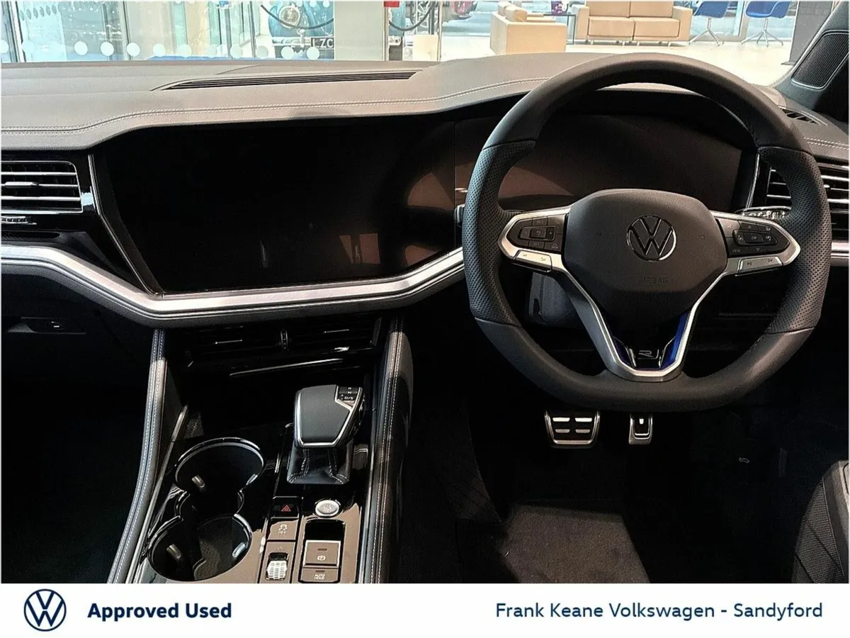 Volkswagen Touareg *Touareg R* eHybrid 3.0 V6 462H - Image 2