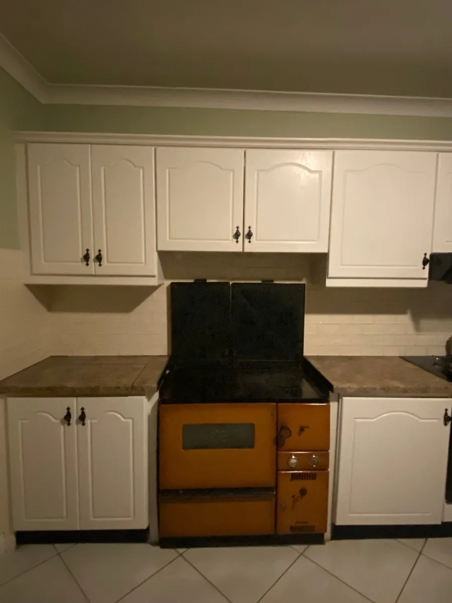 Kitchen and solid fuel range - Image 3