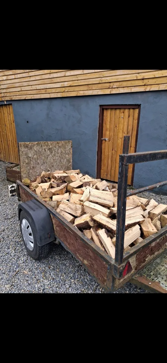 Trailer loads of mixed seasoned timber
