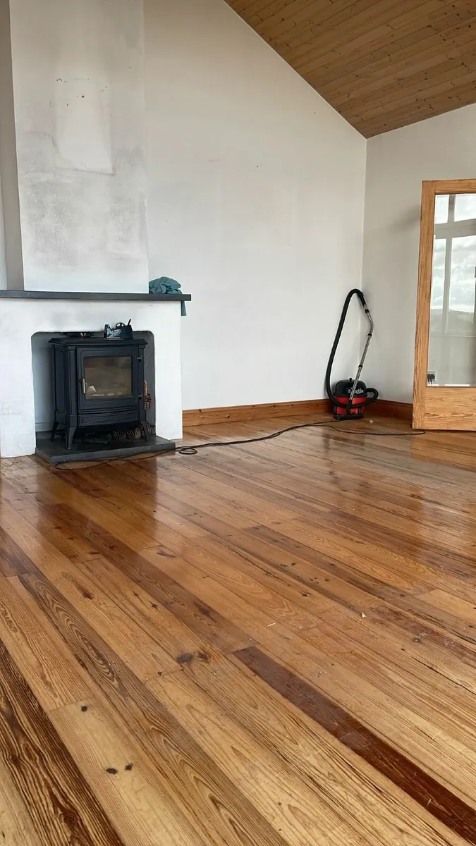 Reclaimed Pitch Pine Flooring - Image 1