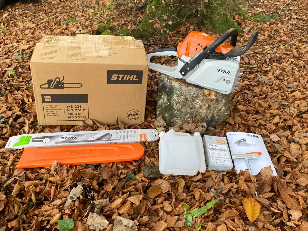 Stihl MS251 Chainsaw - Image 3