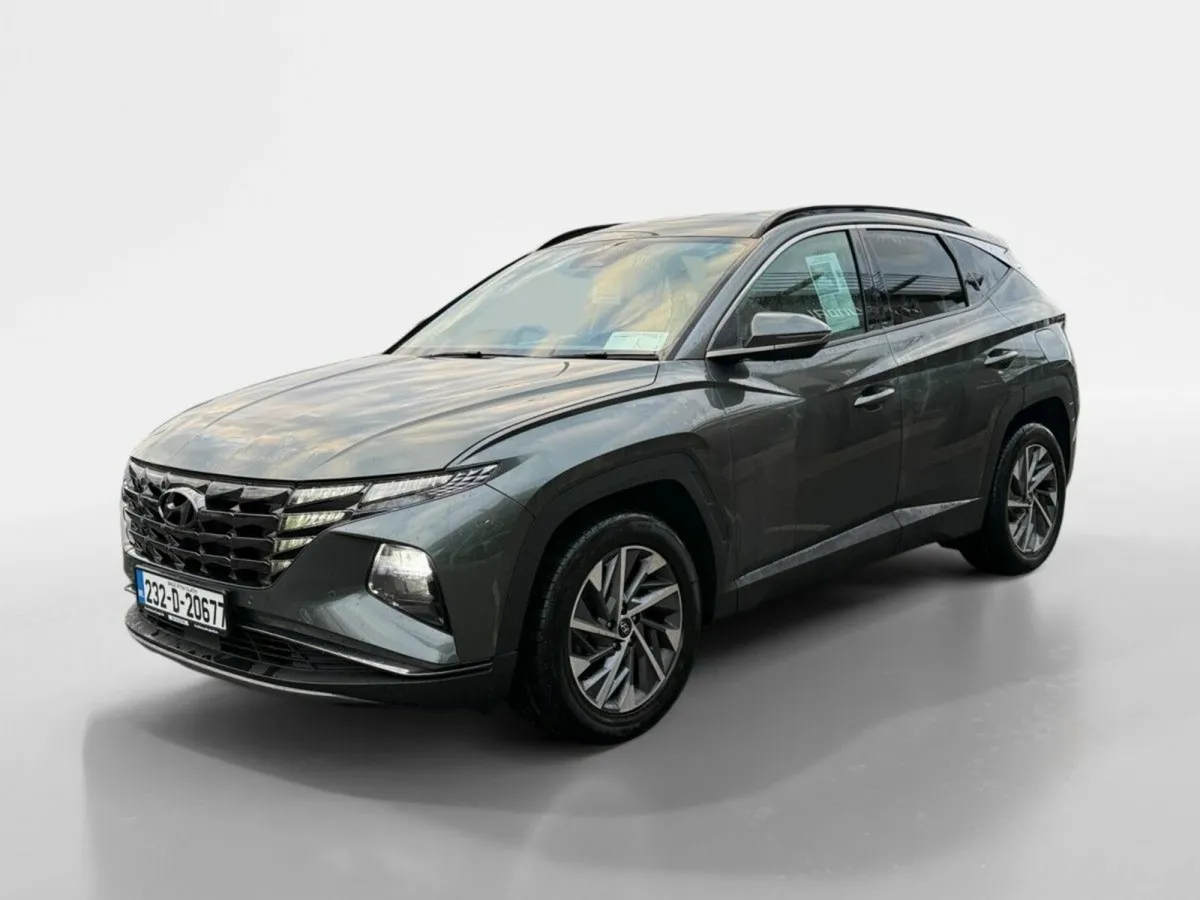 Hyundai Tucson 2WD Executive Plus - Image 3