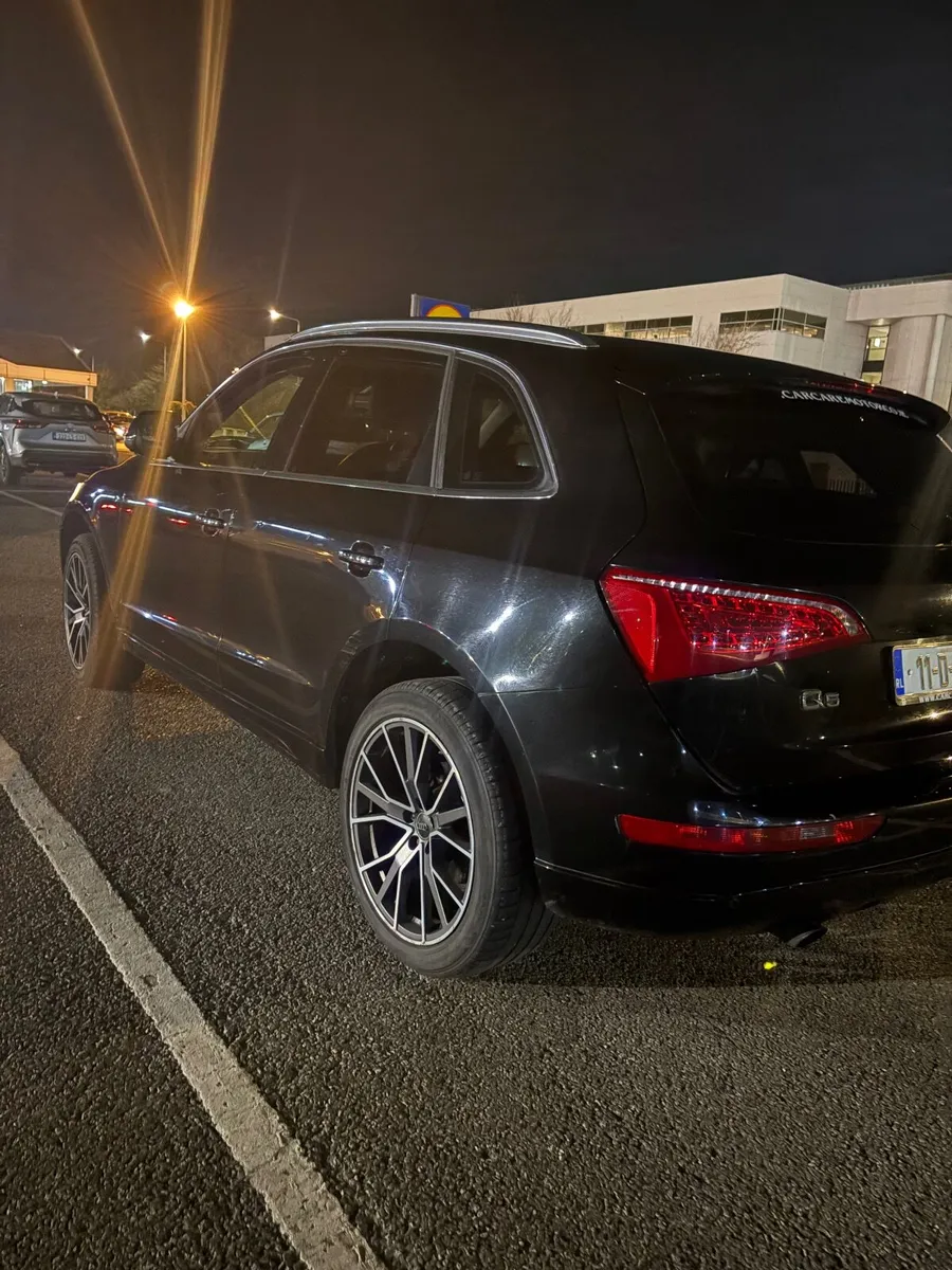 Audi Q5 2011 - Image 2