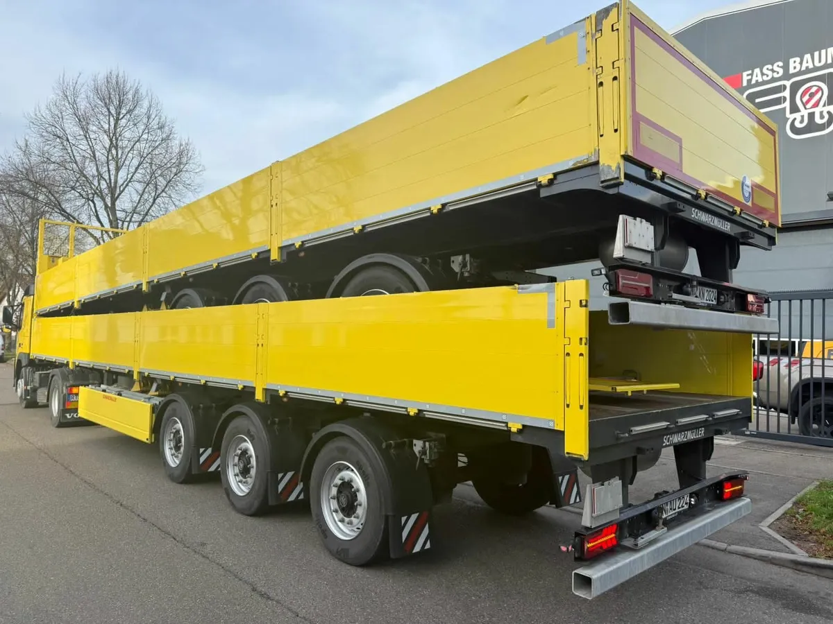2 no. Schwarzmüller Trailers - Image 3