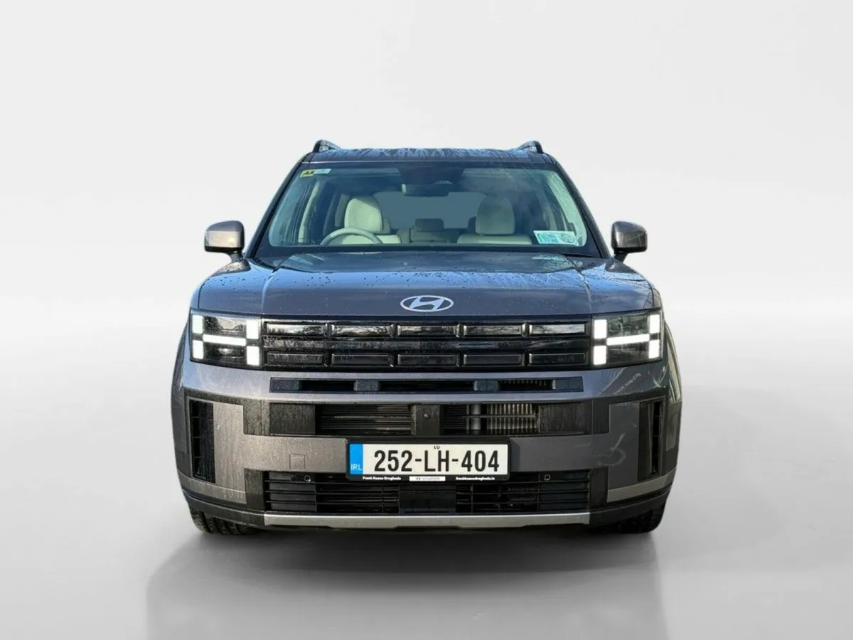 Hyundai Santa Fe 1.6 PHEV 4WD Premium - Image 3