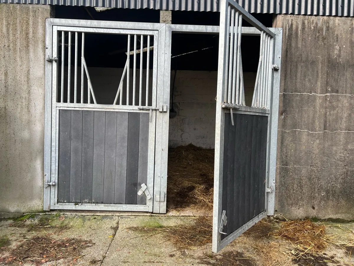 Stable Doors - Image 2