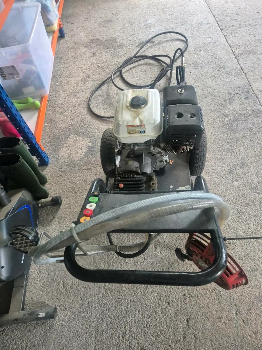 Honda gx 240 pressure washer - Image 2