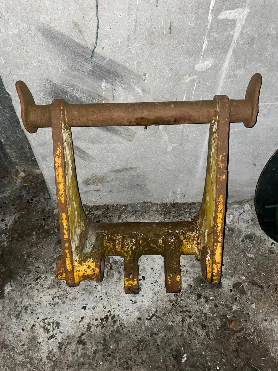 JCB Headstock - Image 1