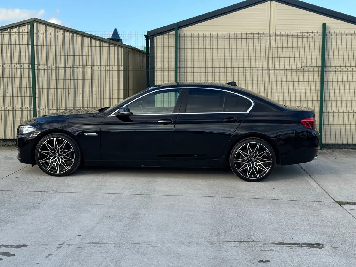 BMW 5-Series 162 Low Miles!! - Image 2