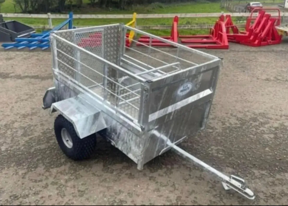 TRAILER 5x3 QUAD SHEEP WITH DIVISION GATE - Image 1