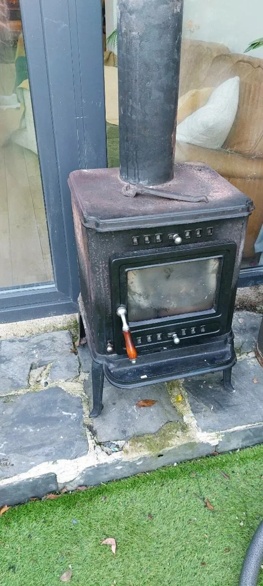 Solid fuel stove - Image 3