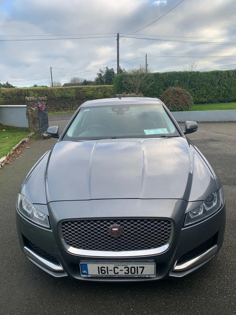 Jaguar XF Portfolio 2016 - Image 3