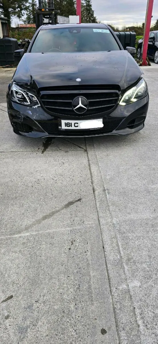 161 MERCEDES E220D AUTO - Image 3
