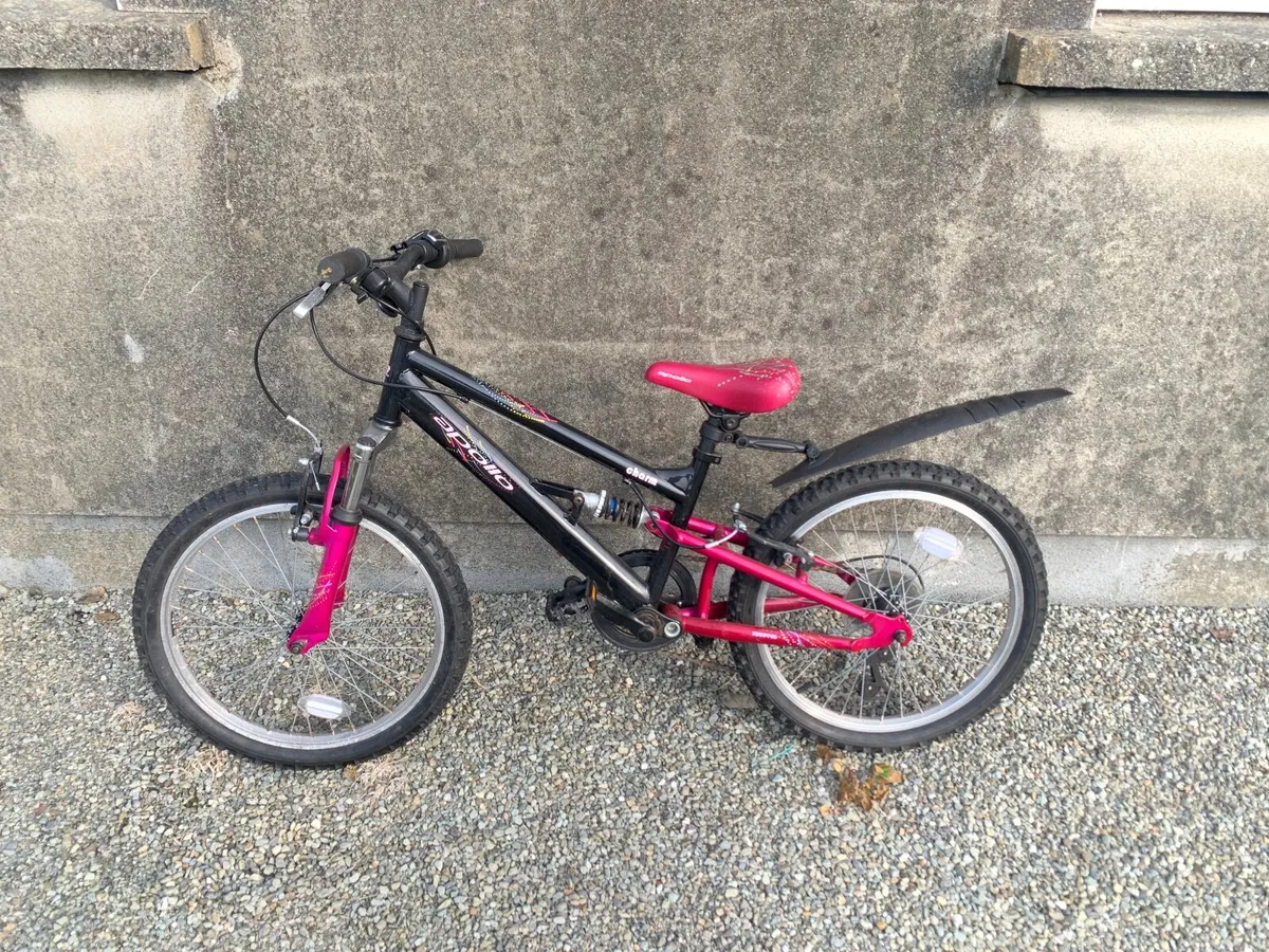 girls bike - Image 1