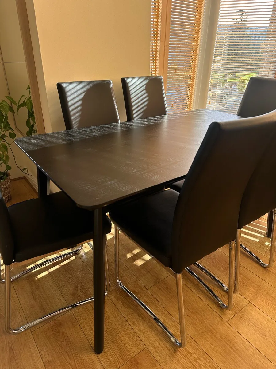 Table & Chairs - Black - Image 2