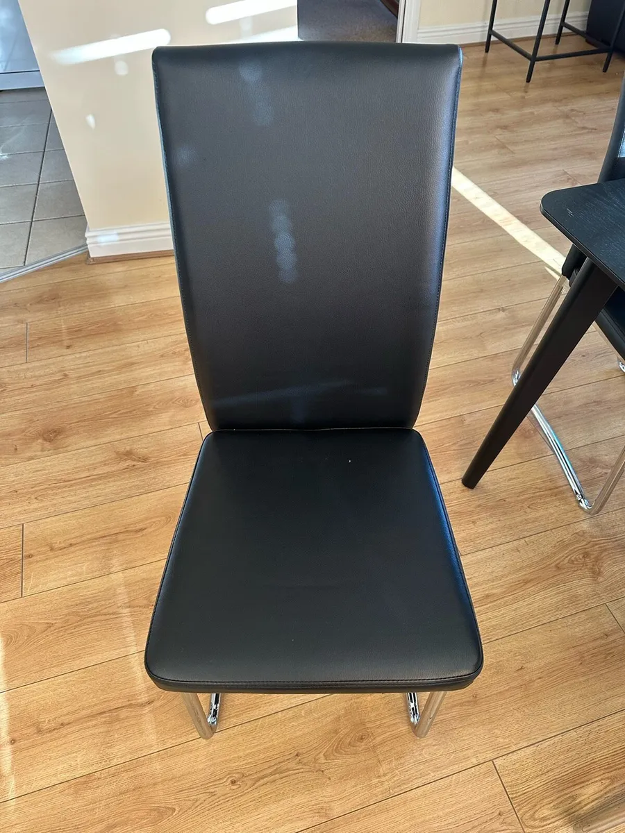 Table & Chairs - Black - Image 4