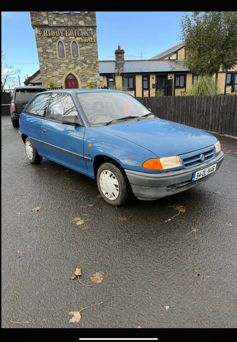 1994 Vauxhall Astra merit - Image 1