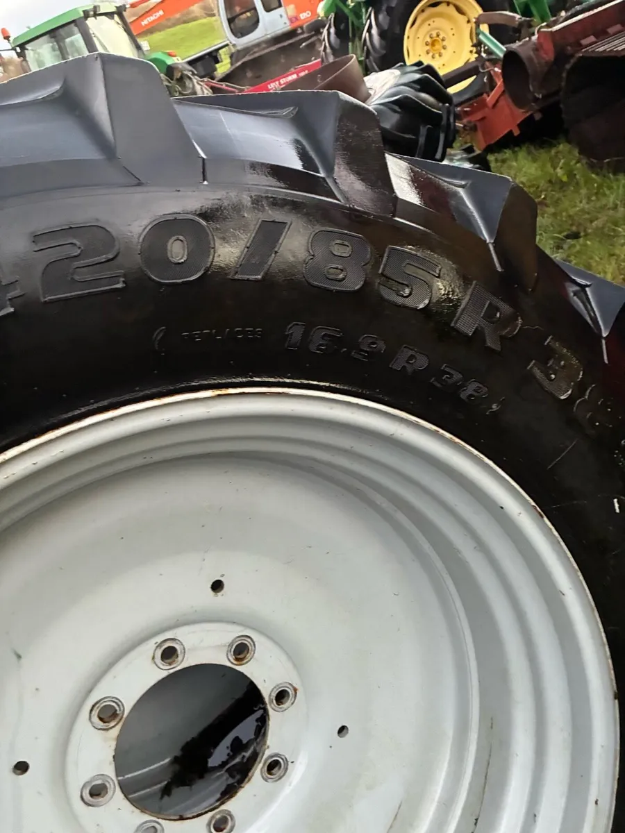 Tractor wheels - Image 4