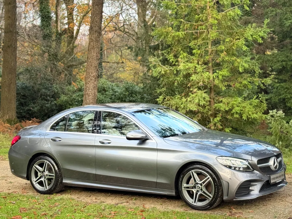 C200 AMG * SELF CHARGING HYBRID * - Image 4