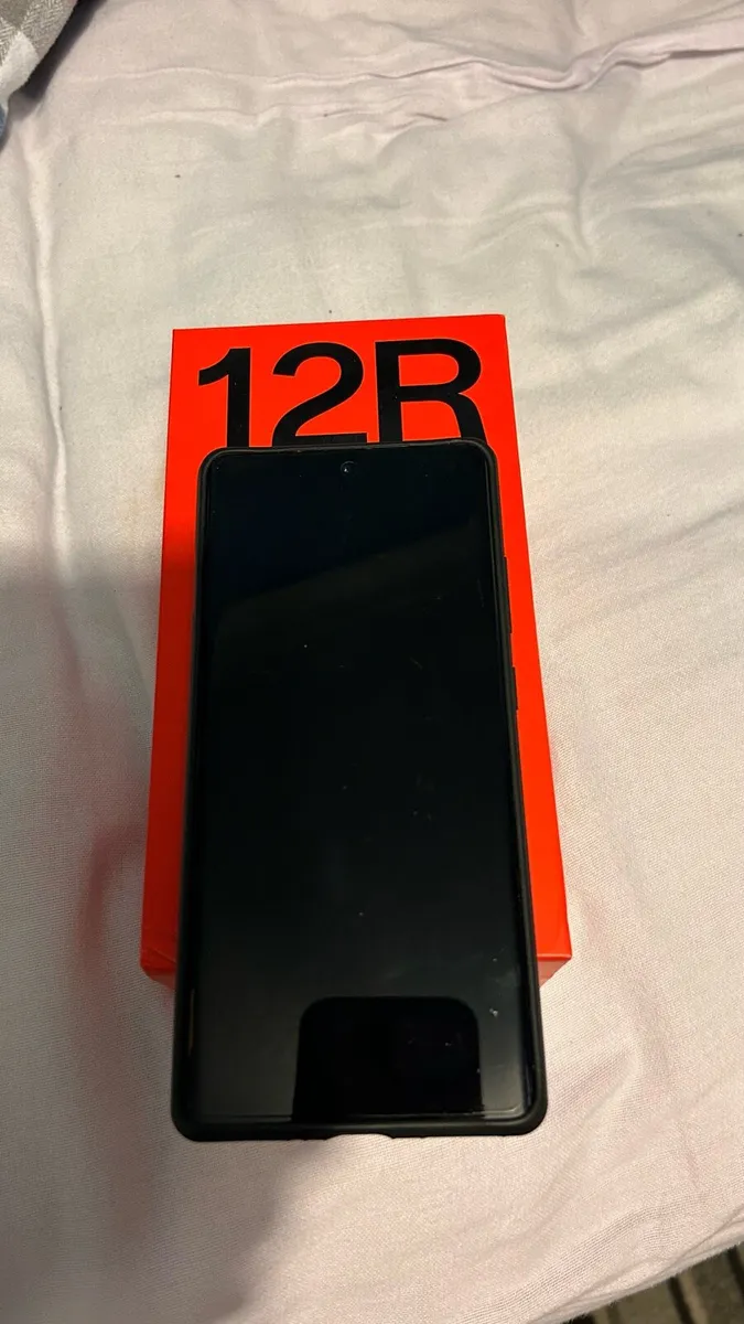 One Plus 12r - Image 1