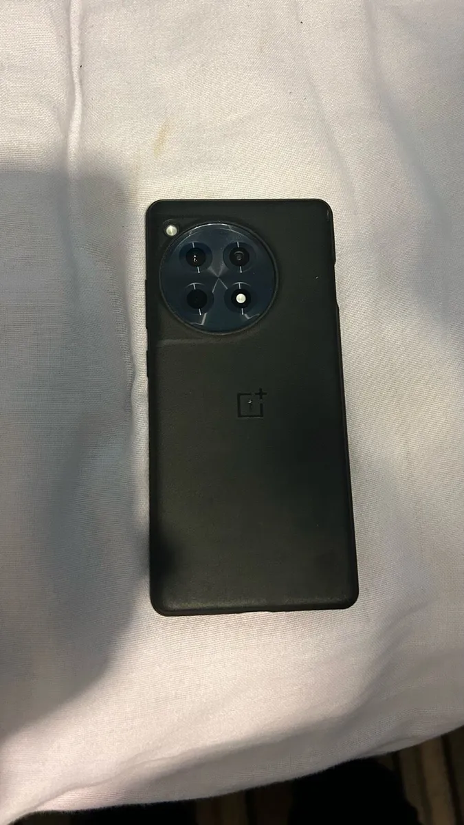 One Plus 12r - Image 2