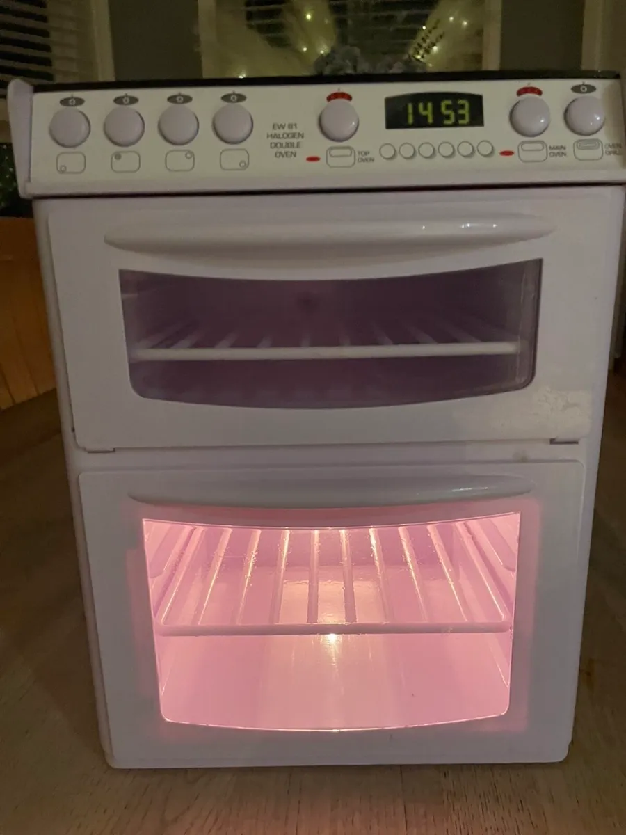 Oven and hob battery operated - Image 1