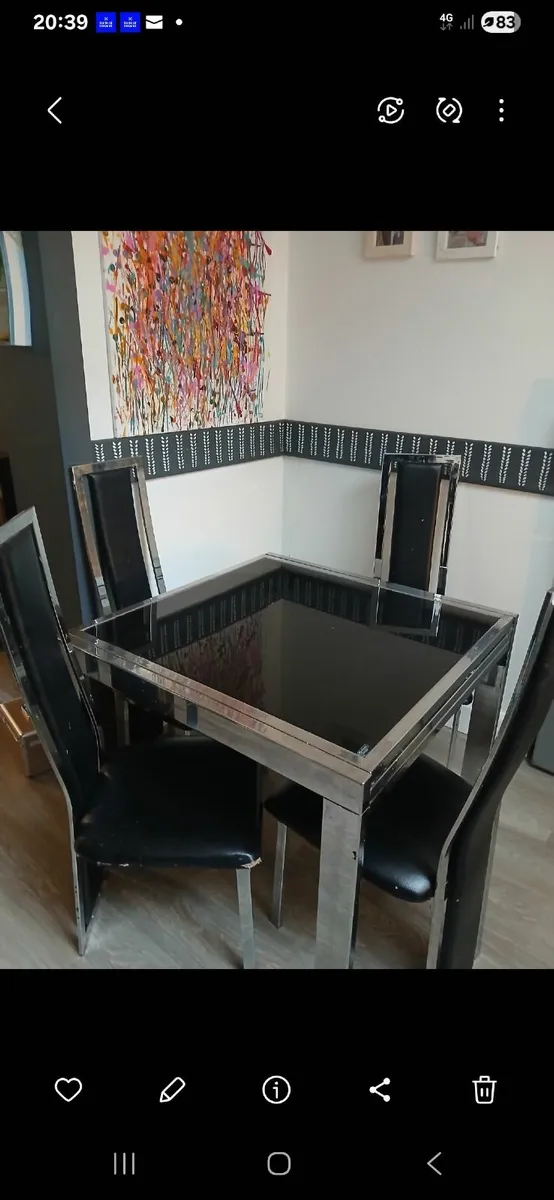 Kitchen table and chairs - Image 2