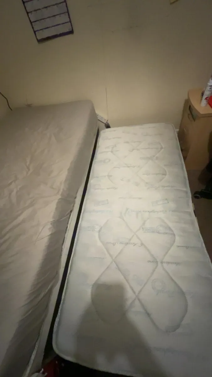 Single bed - Image 4