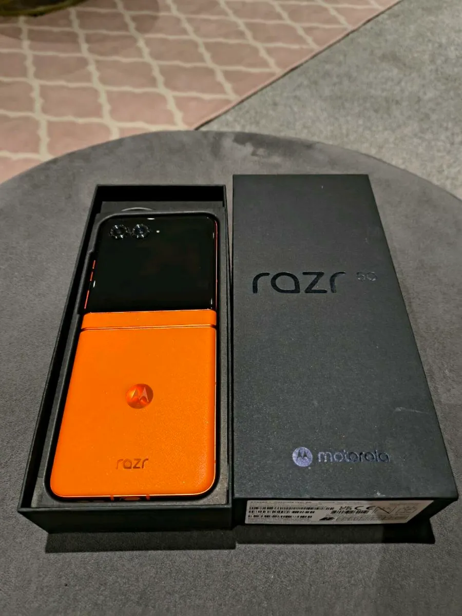 Mobile phone - Image 4