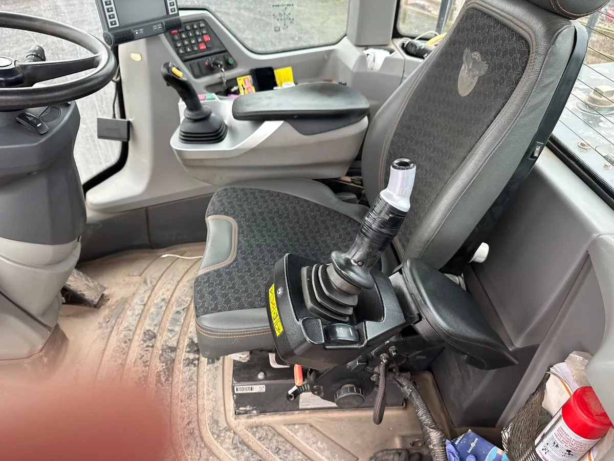 Wheel loader - Image 3