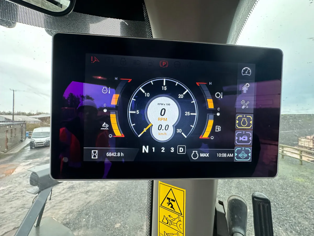 Wheel loader - Image 4