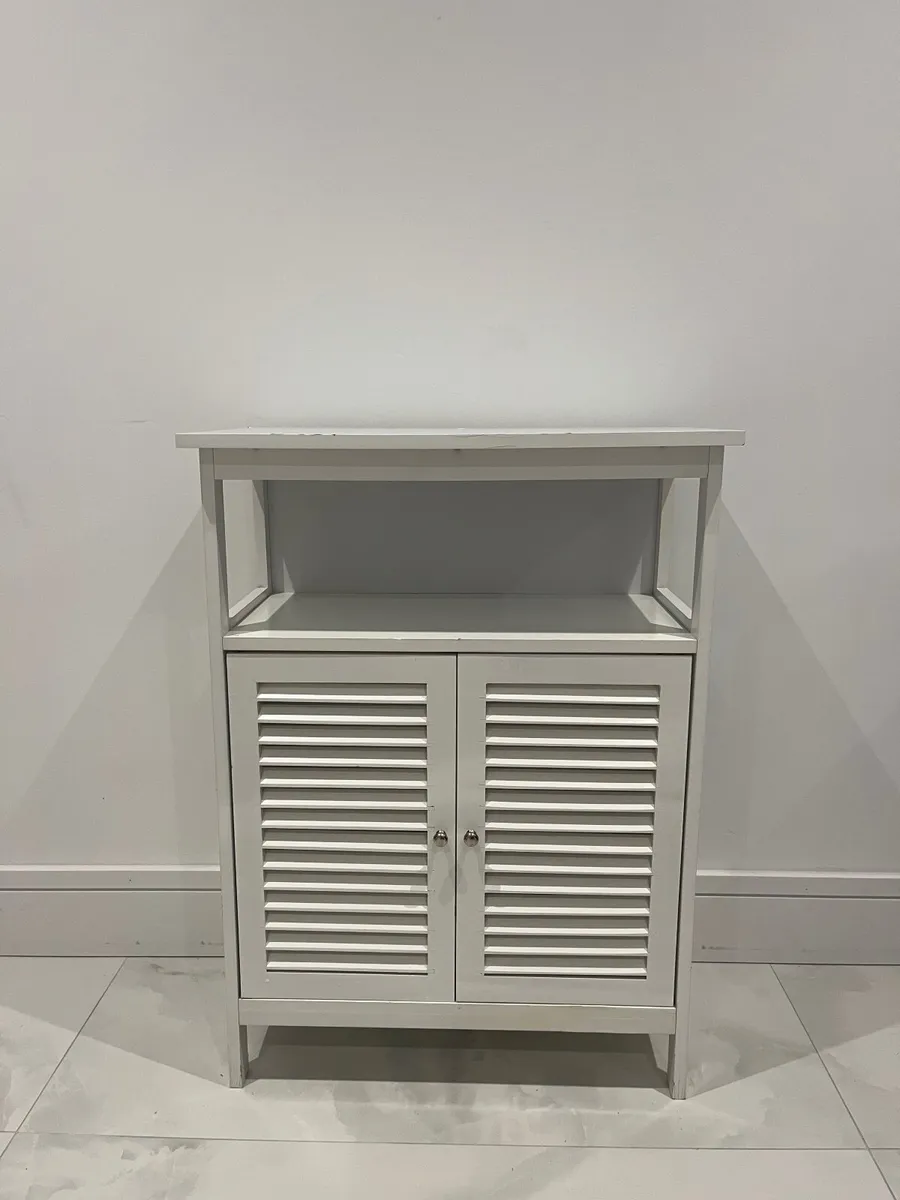 Bathroom/utility cabinet - Image 1