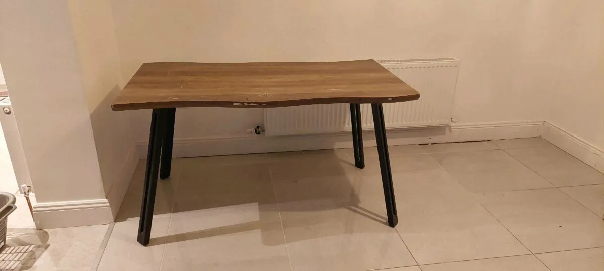 Kitchen Table - Image 1