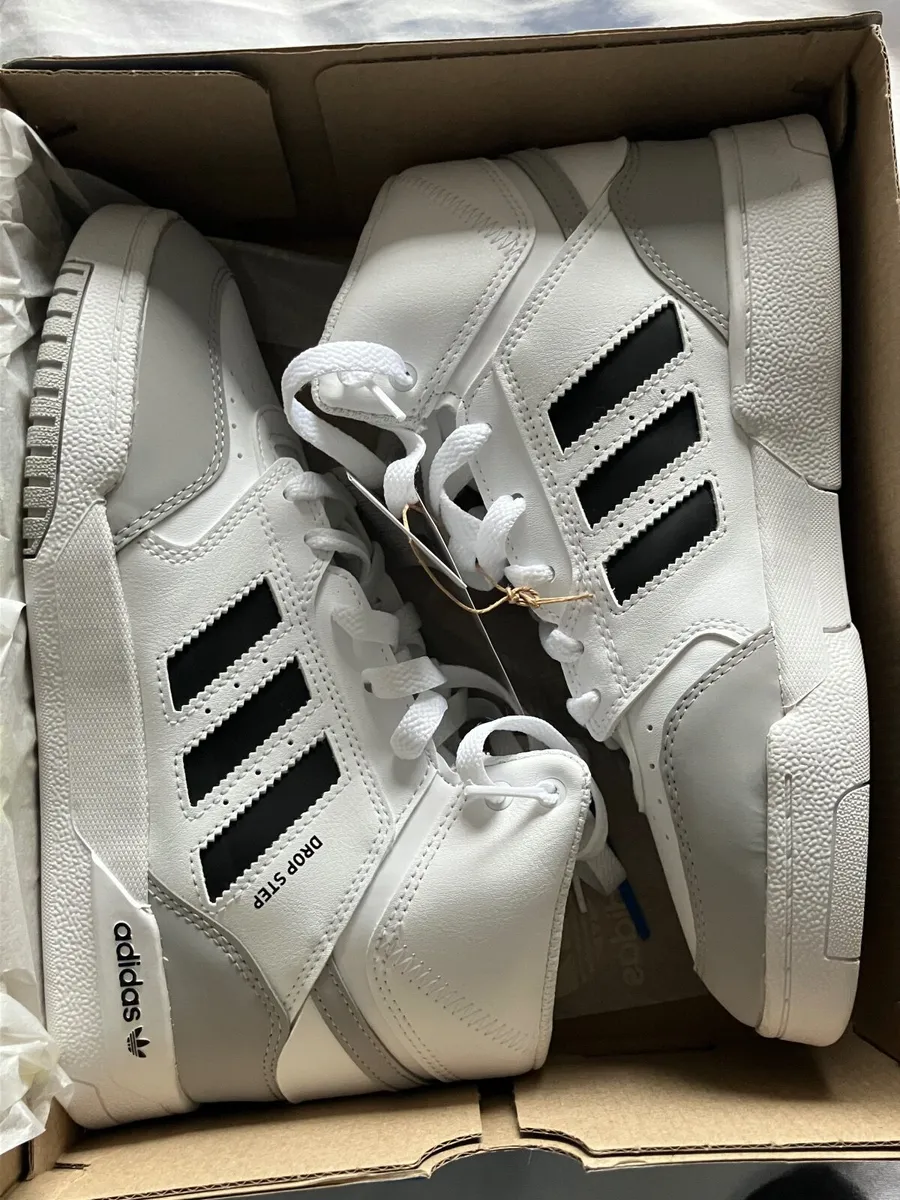 Women’s trainers - Image 1