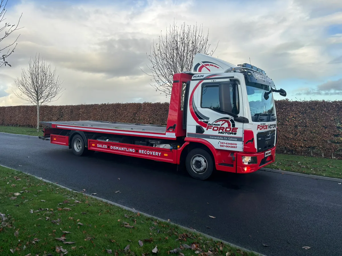232 g 247 man 12T recovery truck for sale - Image 1