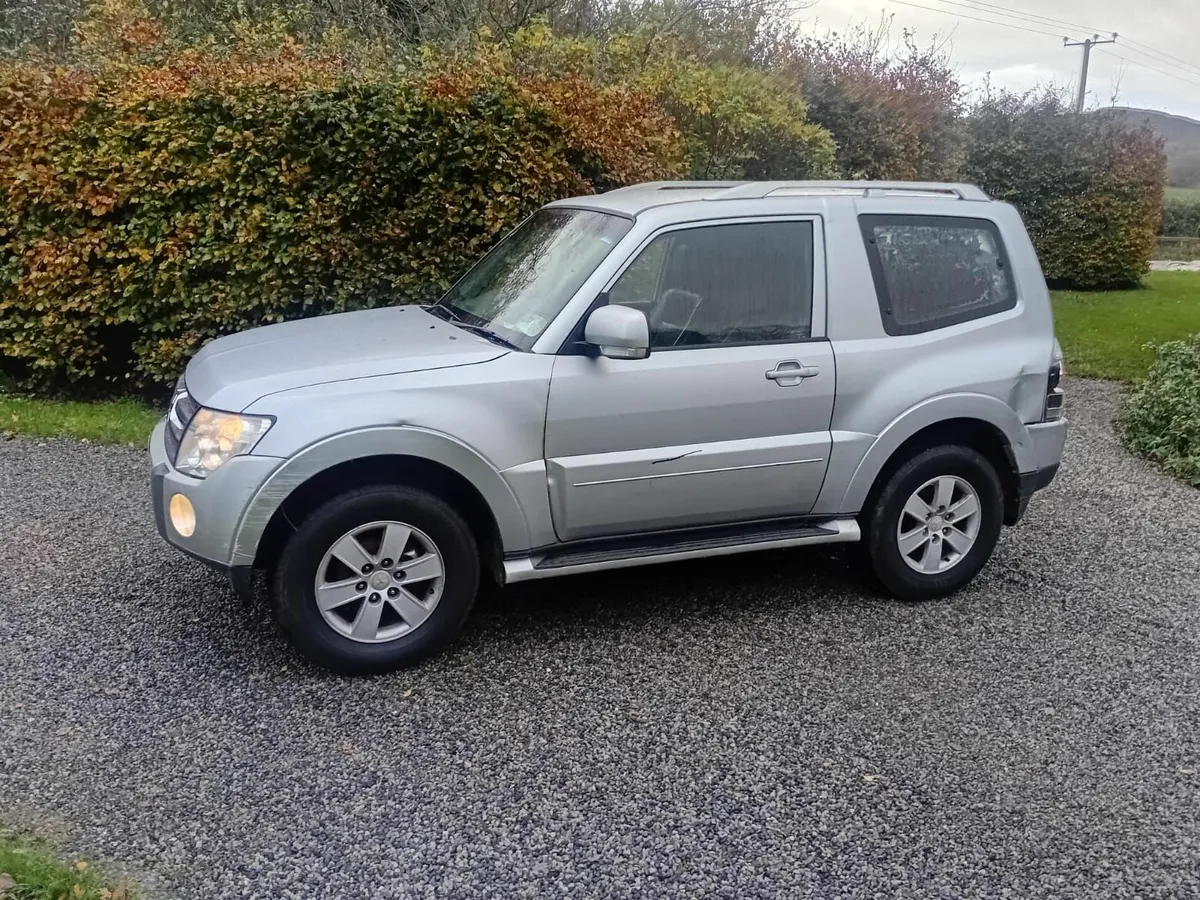 Mitsubishi Pajero 2008 - Image 1
