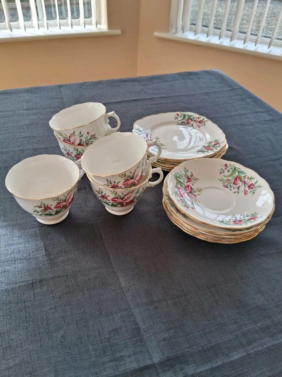 English Bone China Teaset - Image 1