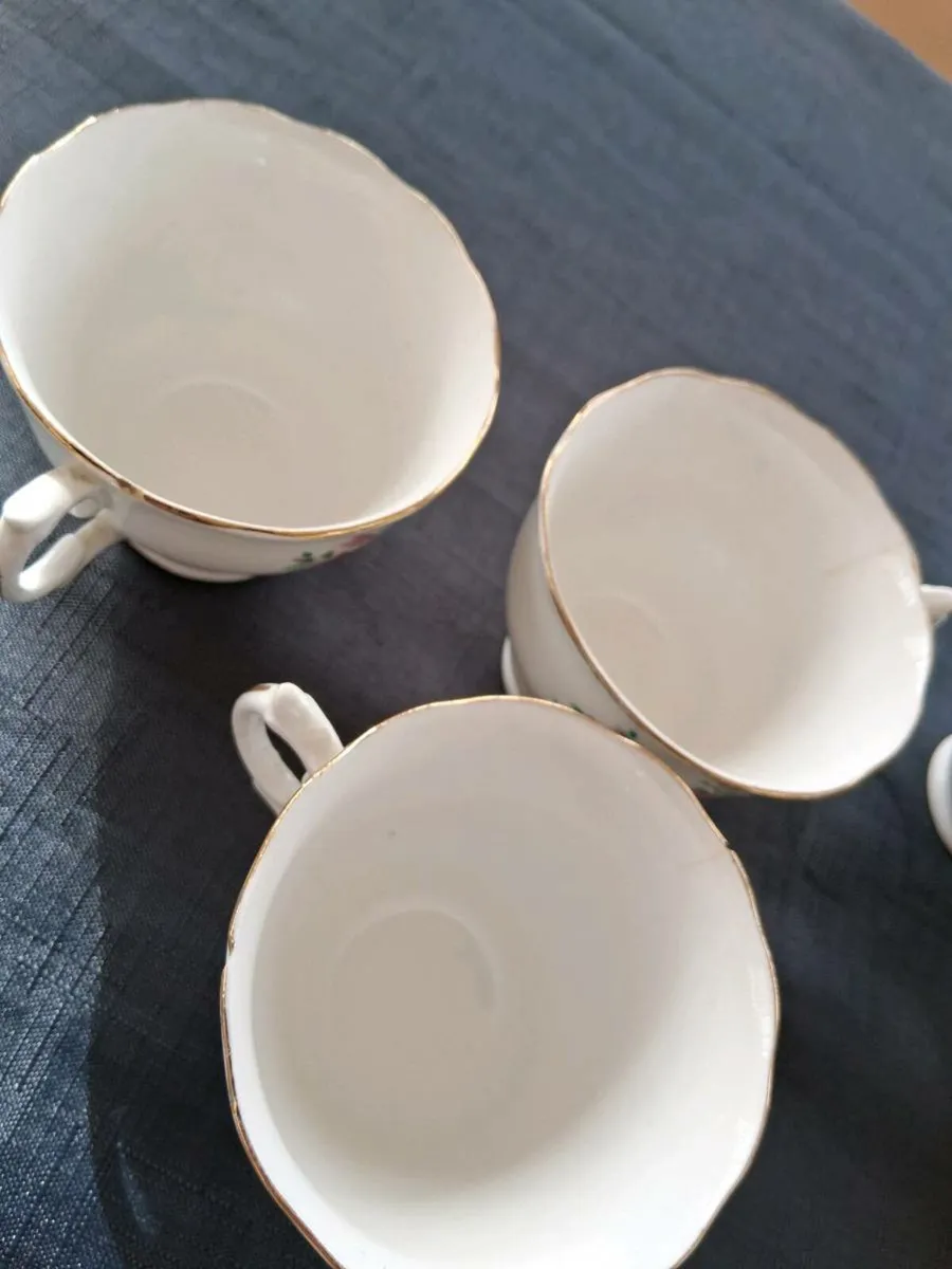 English Bone China Teaset - Image 4
