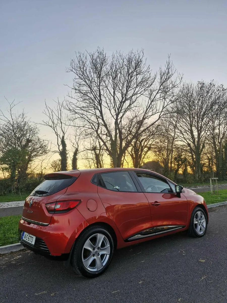 141 Renault Clio 1.1 Petrol, NEW NCT, 71k Miles! - Image 2