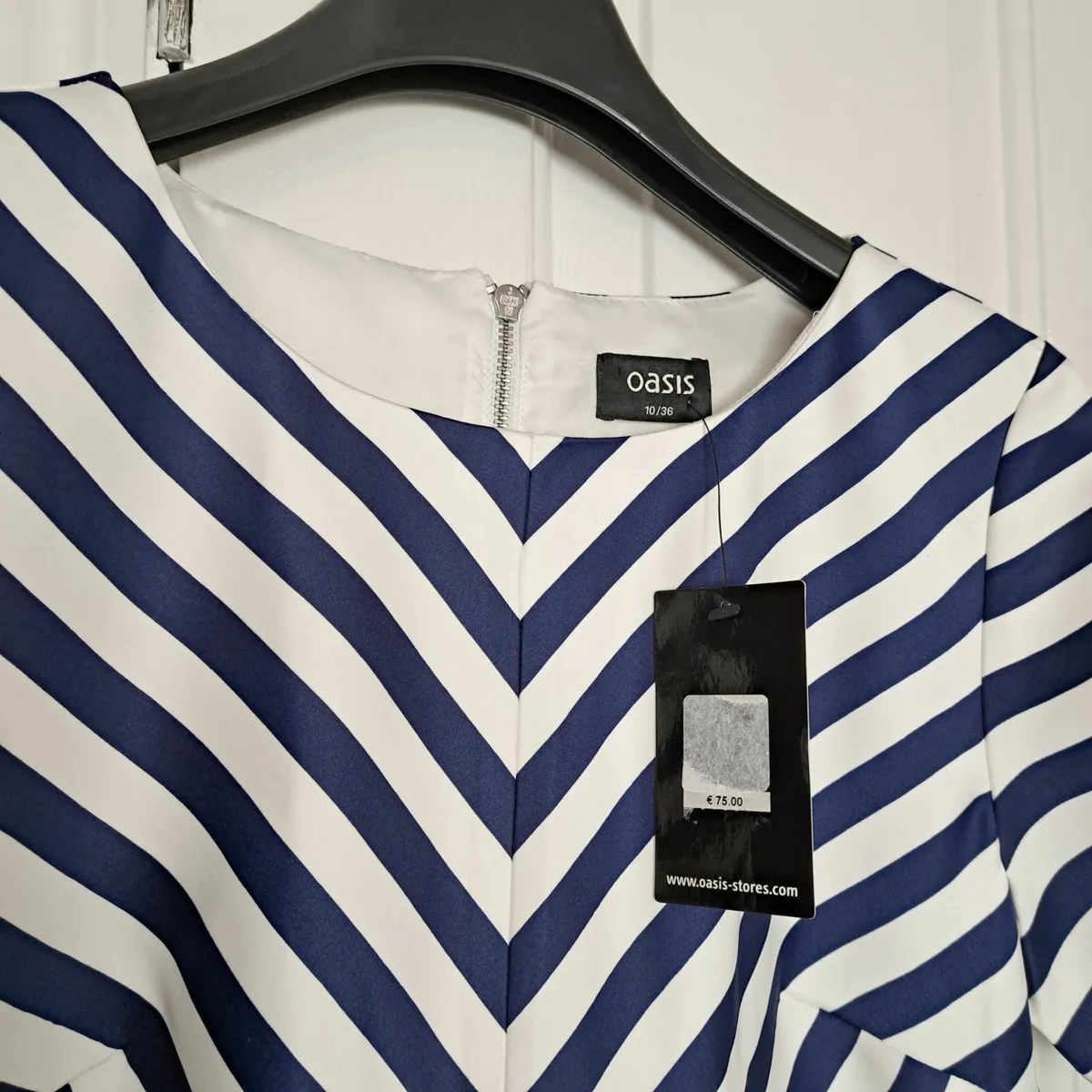 Oasis Blue Striped White Dress 8UK/36EU - Image 3