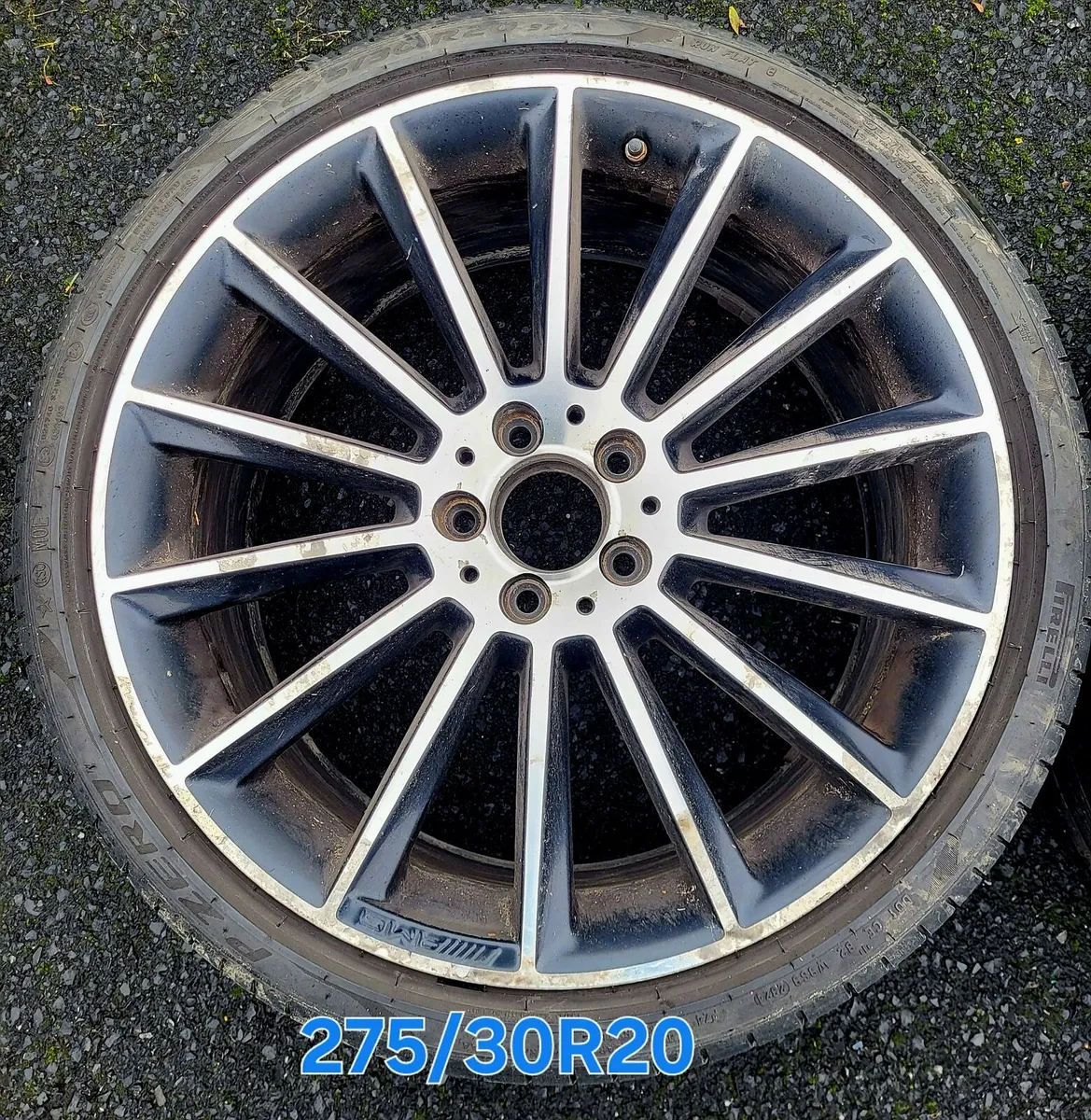 4 Genuine AMG Mercedes Alloys - Image 4