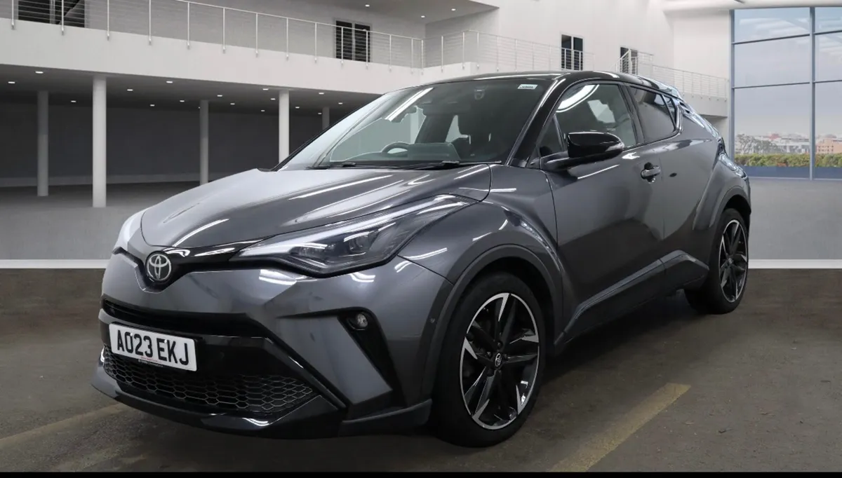 2023 Toyota C-HR  2.0 GR Sport 184 - Image 2