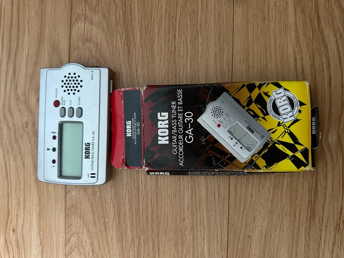 Valencia CG160 Classical Guitar and Korg Tuner - Image 3