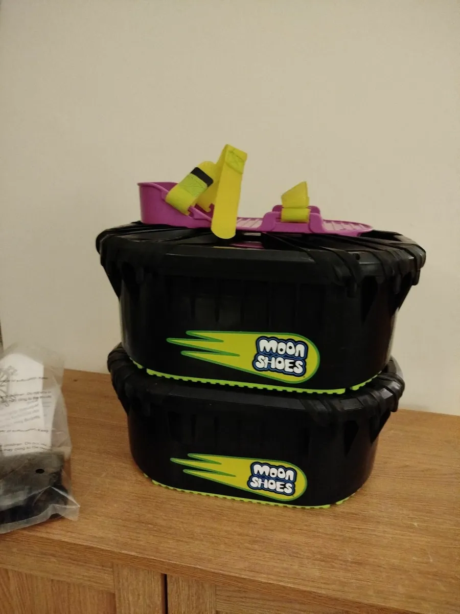 Moon shoes - Image 2