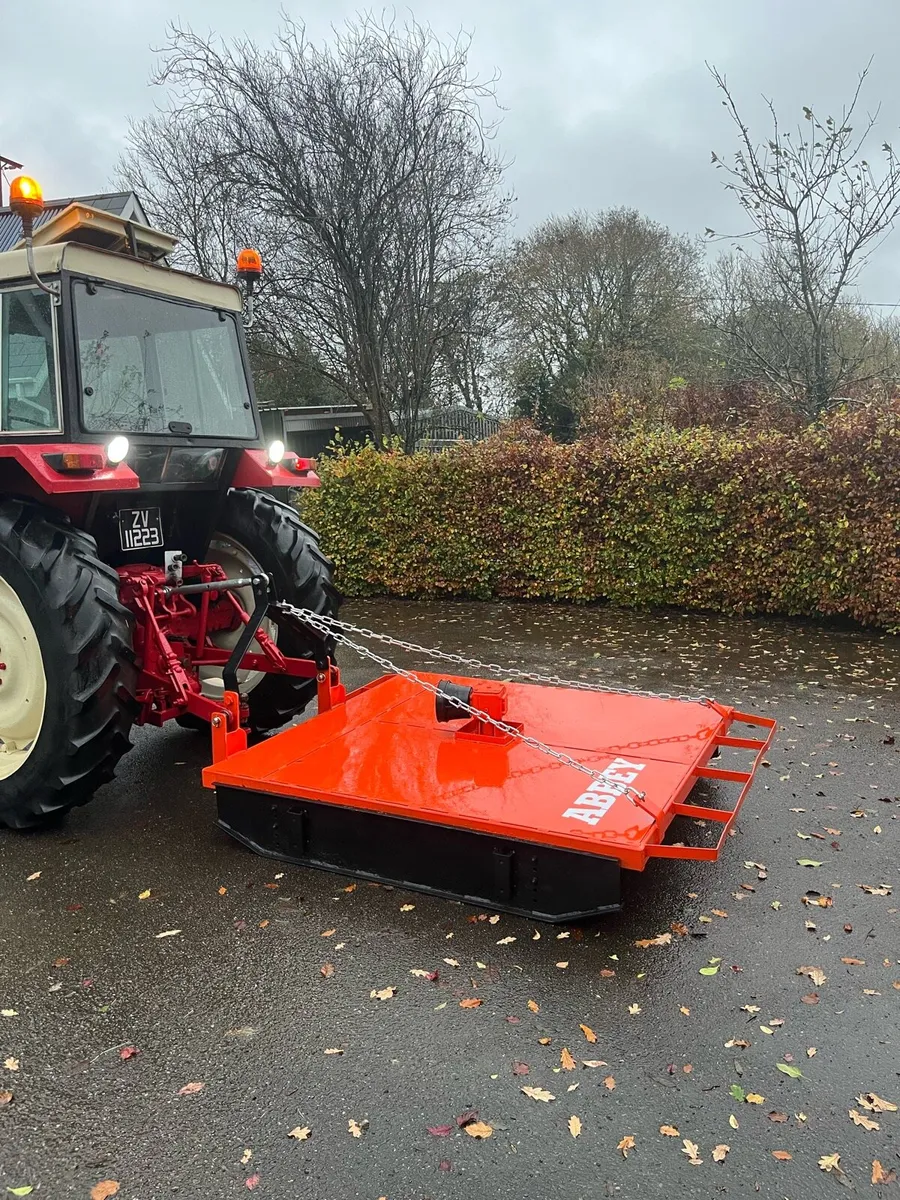 International 684 and abbey 6ft topper - Image 3