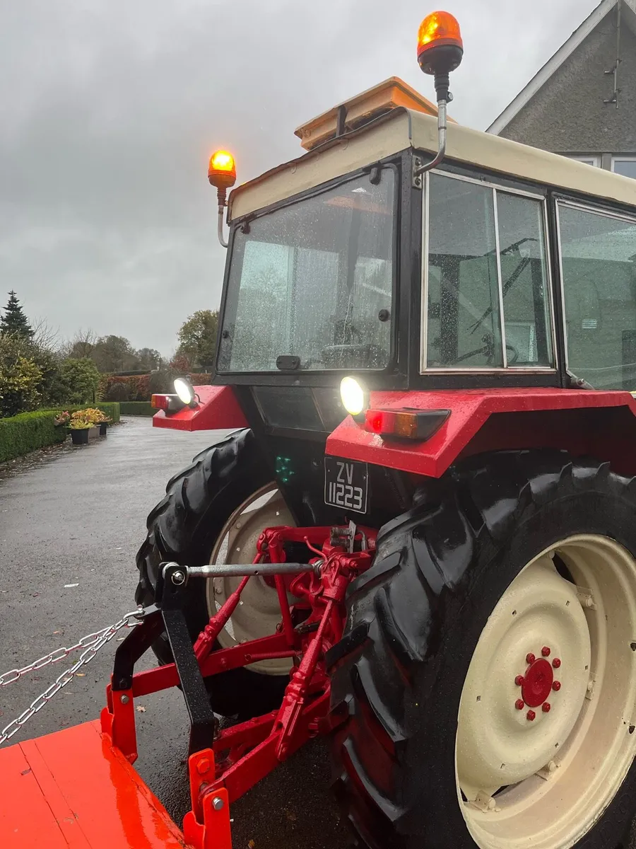 International 684 and abbey 6ft topper - Image 4