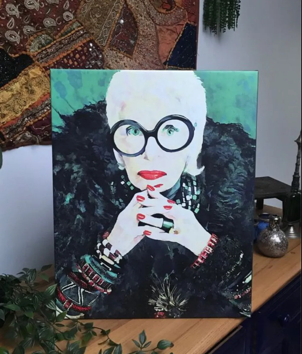 Iris Apfel Art Print 51 x 40 cm - Image 1